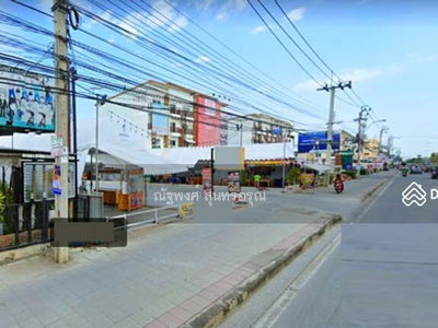 Big C Hathairat (1 km.), Hathairit Market (1 km.), Siripirom (3.5 km.), Bangkok, Thailand Big C Hathairat (1 km.), Hathairit Market (1 km.), Siripirom (3.5 km.), Bangkok, Thailand