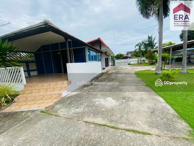 Single house, Bang Phra Subdistrict, Si Racha District, Chon Buri Province, Chon Buri, Thailand Single house, Bang Phra Subdistrict, Si Racha District, Chon Buri Province, Chon Buri, Thailand