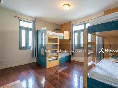 10110, Bangkok, Thailand 10110, Bangkok, Thailand