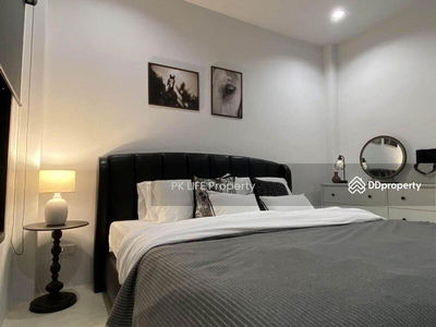 Housing in Ban Ratsada, Thailand Housing in Ban Ratsada, Thailand