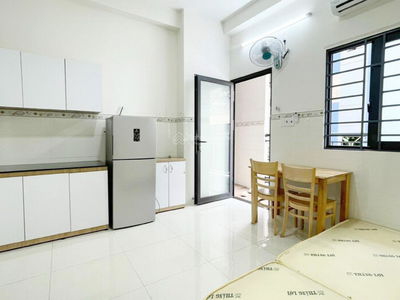 Hoang Hoa Tham Street, Vietnam Hoang Hoa Tham Street, Vietnam