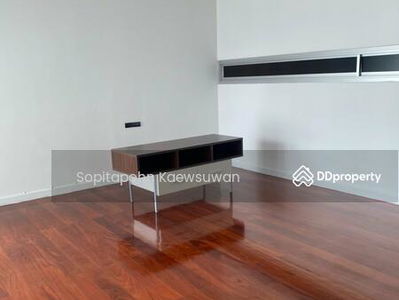 10110, Bangkok, Thailand 10110, Bangkok, Thailand