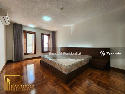 Vanicha Park - 3 Bedroom Apartment in Chidlom, Bangkok, Thailand Vanicha Park - 3 Bedroom Apartment in Chidlom, Bangkok, Thailand