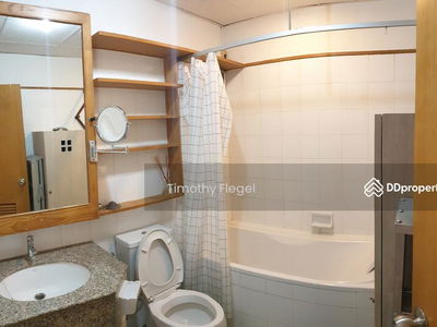 Wittayu Complex, Bangkok, Thailand Wittayu Complex, Bangkok, Thailand