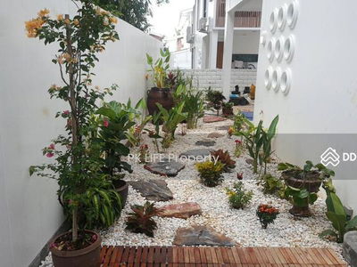 Alojamiento en Ban Ratsada, Thailand Alojamiento en Ban Ratsada, Thailand