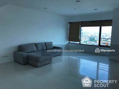 The Royal Maneeya, Bangkok, Thailand The Royal Maneeya, Bangkok, Thailand