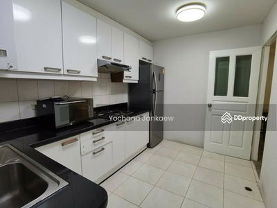 Mitr Mansion, Bangkok, Thailand Mitr Mansion, Bangkok, Thailand