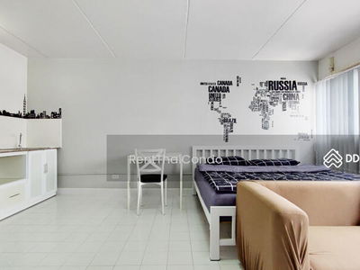 Popular condominium, Nonthaburi, Thailand Popular condominium, Nonthaburi, Thailand