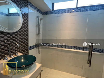 Supalai Place Sukhumvit 39, Bangkok, Thailand Supalai Place Sukhumvit 39, Bangkok, Thailand