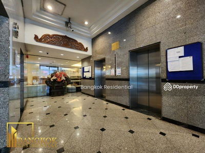 Supalai Place Sukhumvit 39, Bangkok, Thailand Supalai Place Sukhumvit 39, Bangkok, Thailand