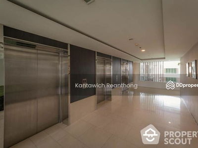 15 Sukhumvit Residences, Bangkok, Thailand 15 Sukhumvit Residences, Bangkok, Thailand