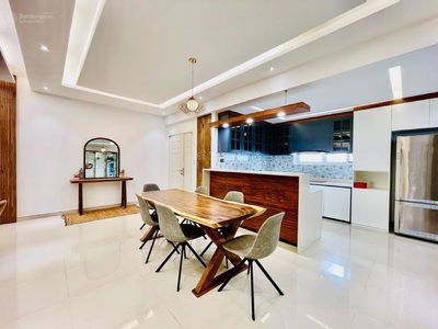 The Peak, Vietnam The Peak, Vietnam