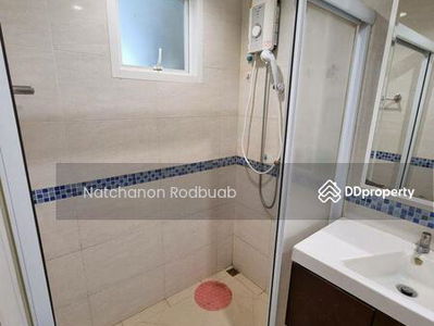 Life @ Sathorn 10, Bangkok, Thailand Life @ Sathorn 10, Bangkok, Thailand