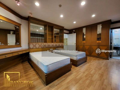 City Lakes Tower, Bangkok, Thailand City Lakes Tower, Bangkok, Thailand