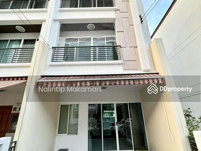 Baan Klang Muang Sathorn - Taksin2, Bangkok, Thailand Baan Klang Muang Sathorn - Taksin2, Bangkok, Thailand