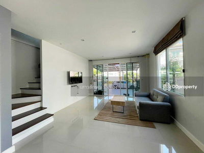 Town Avenue Rama 9, Bangkok, Thailand Town Avenue Rama 9, Bangkok, Thailand