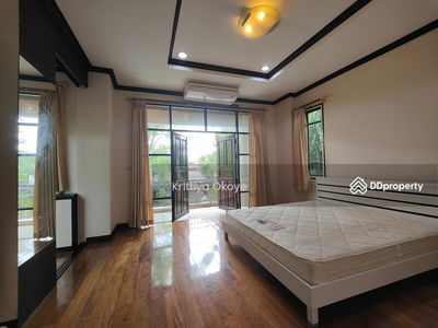 10110, Bangkok, Thailand 10110, Bangkok, Thailand