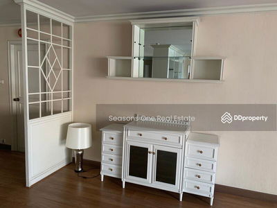For rent condo in ekkamai area 3 bedrooms,, Bangkok, Thailand For rent condo in ekkamai area 3 bedrooms,, Bangkok, Thailand