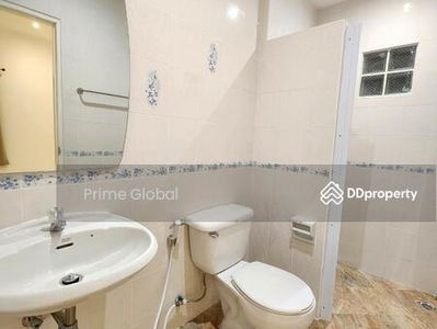 Phuket City home, Phuket, Thailand Phuket City home, Phuket, Thailand