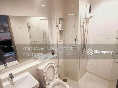 Life Asoke-Rama 9, Bangkok, Thailand Life Asoke-Rama 9, Bangkok, Thailand