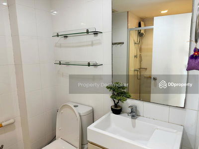 Lumpini Park Rattanathibet-Ngamwongwan, Nonthaburi, Thailand Lumpini Park Rattanathibet-Ngamwongwan, Nonthaburi, Thailand