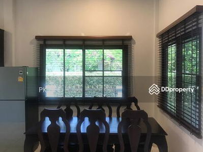 Alojamiento en Ban Ratsada, Thailand Alojamiento en Ban Ratsada, Thailand