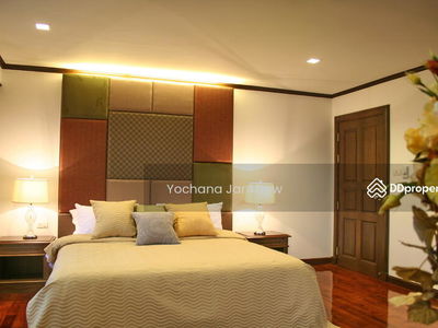 Mayfair Garden, Bangkok, Thailand Mayfair Garden, Bangkok, Thailand