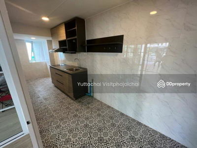 Garden Place, Bangkok, Thailand Garden Place, Bangkok, Thailand