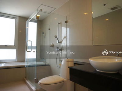 Nusasiri Grand, Bangkok, Thailand Nusasiri Grand, Bangkok, Thailand