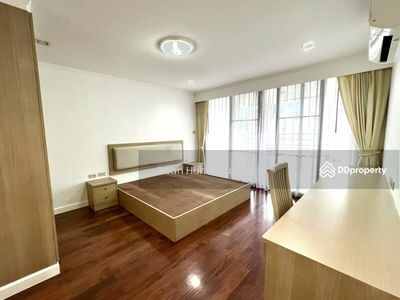 Acadamia Grand Tower, Bangkok, Thailand Acadamia Grand Tower, Bangkok, Thailand