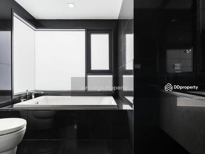 Rhythm Sukhumvit 36-38, Bangkok, Thailand Rhythm Sukhumvit 36-38, Bangkok, Thailand