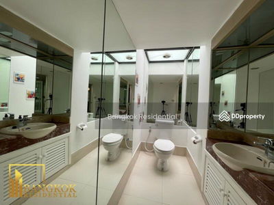 Detached House, Bangkok, Thailand Detached House, Bangkok, Thailand