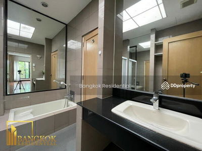 Detached House, Bangkok, Thailand Detached House, Bangkok, Thailand