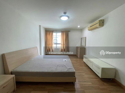 Y.O. Place, Bangkok, Thailand Y.O. Place, Bangkok, Thailand