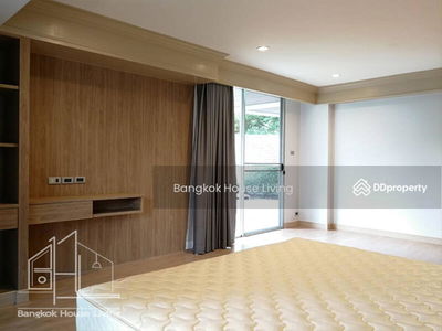 Raj Mansion, Bangkok, Thailand Raj Mansion, Bangkok, Thailand