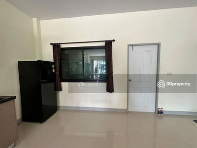 Townhome for rent Palm Hill Tiger Zoo, Sriracha, good location next to the road, Chon Buri, Thailand Townhome for rent Palm Hill Tiger Zoo, Sriracha, good location next to the road, Chon Buri, Thailand
