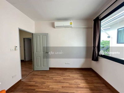 Townhome for rent Palm Hill Tiger Zoo, Sriracha, good location next to the road, Chon Buri, Thailand Townhome for rent Palm Hill Tiger Zoo, Sriracha, good location next to the road, Chon Buri, Thailand
