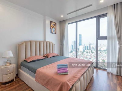 Hoàng Cầu Skyline, Vietnam  Hoàng Cầu Skyline, Vietnam