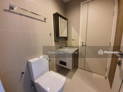 The Line Phahon-Pradipat, Bangkok, Thailand The Line Phahon-Pradipat, Bangkok, Thailand