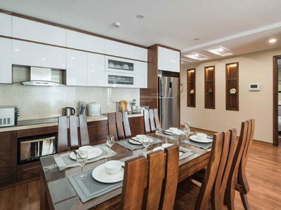 D'. Le Roi Soleil, Vietnam D'. Le Roi Soleil, Vietnam