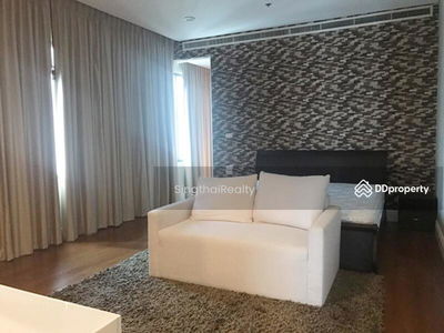 Bright Sukhumvit 24, Bangkok, Thailand Bright Sukhumvit 24, Bangkok, Thailand