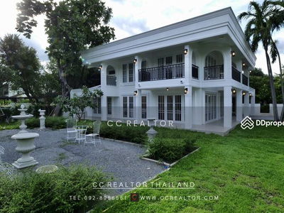 Panya Village Pattanakarn, Bangkok, Thailand Panya Village Pattanakarn, Bangkok, Thailand