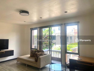 Townhouse, 4 Bed, Huai Khwang, Near KIS International School, Bangkok, Thailand Townhouse, 4 Bed, Huai Khwang, Near KIS International School, Bangkok, Thailand