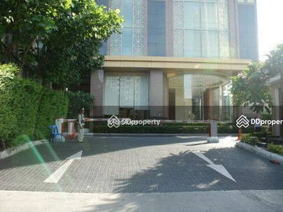 The Empire Place, Bangkok, Thailand The Empire Place, Bangkok, Thailand