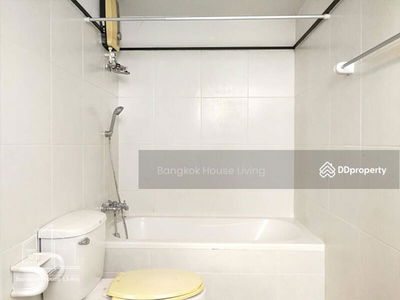 Lalivan Court, Bangkok, Thailand Lalivan Court, Bangkok, Thailand