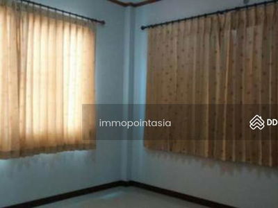 One-storey house in Korat, Ban Mai, close to the Ratchasima 2 School, Thailand One-storey house in Korat, Ban Mai, close to the Ratchasima 2 School, Thailand