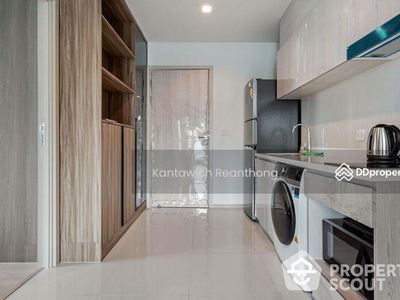 Life One Wireless, Bangkok, Thailand Life One Wireless, Bangkok, Thailand