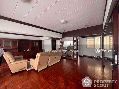 YADA Residental Condominium, Bangkok, Thailand YADA Residental Condominium, Bangkok, Thailand