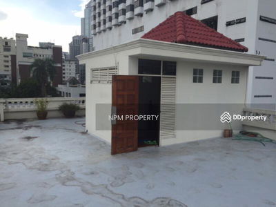 House for Home office Sukhumvit 4, Thailand House for Home office Sukhumvit 4, Thailand