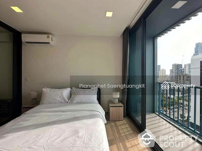 The Extro Phayathai-Rangnam, Bangkok, Thailand The Extro Phayathai-Rangnam, Bangkok, Thailand